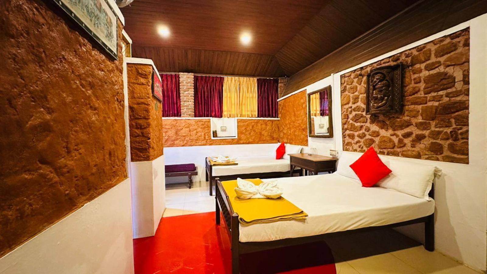 Wild Elephant Resort Kallar Vattiyar Kültér fotó