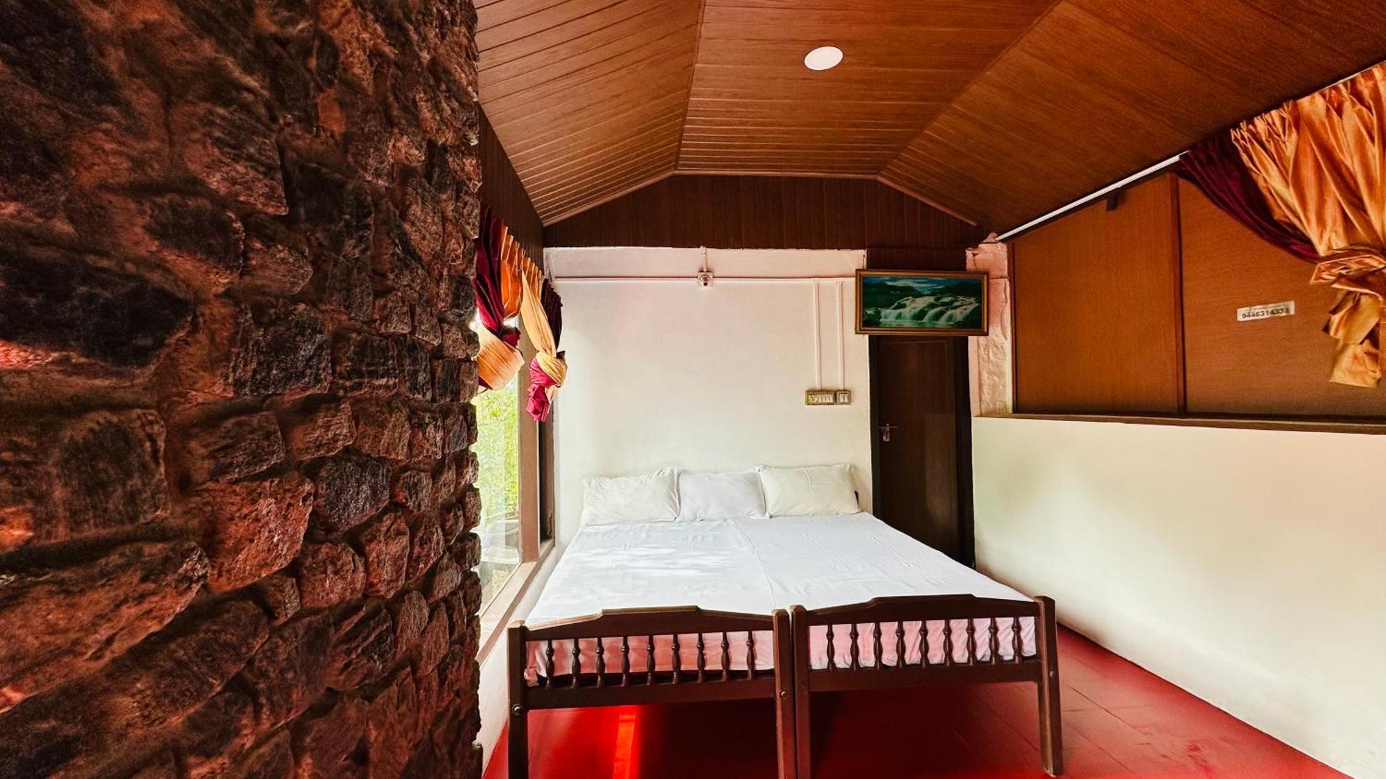 Wild Elephant Resort Kallar Vattiyar Kültér fotó